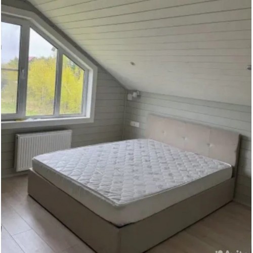 Кровать с мягким изголовьем 160*200 см.